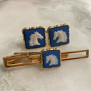 🏇 Wedgwood Jasperware Cuff Links Tie Clip Set Horses Vintage